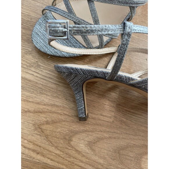 Nina Neptune Women's Silver Metallic Strappy Evening Dress Sandals Size 8M NIB - Picture 14 of 15